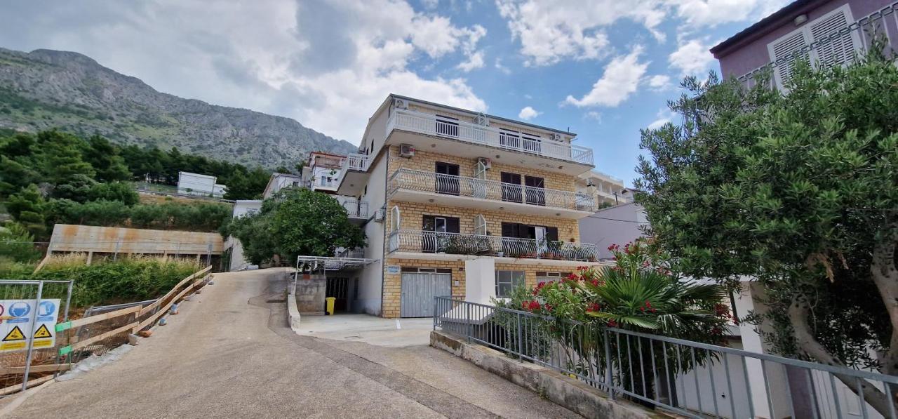 Apartments Duvnjak Omiš Екстериор снимка